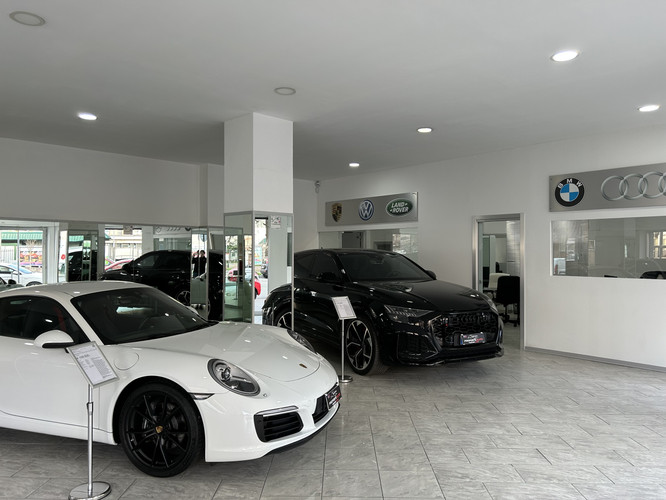 dealer showroom